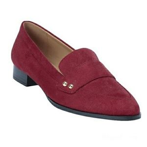 Red nearly-flat size 8 BNWOT